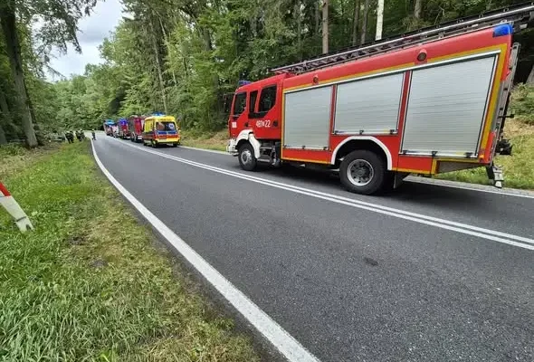 Zdarzenia drogowe na trasie Runowo-Winniki i DK20: interwencje strażaków