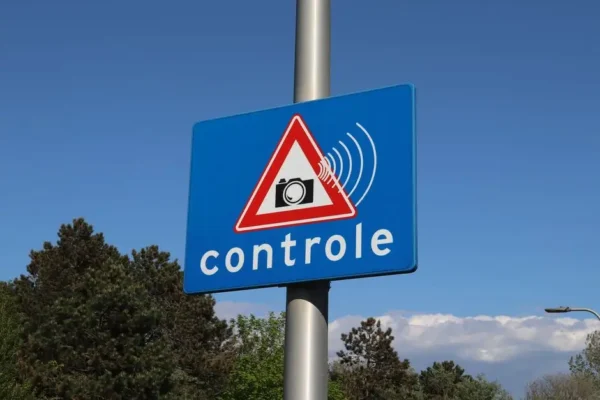 85 km/h za szybko na drogach wojewódzkich – trzech kierowców straciło uprawnienia